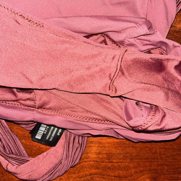 Zara Deep Plunge Front Pleated One Piece Swimsuit - Picture 4 of 5